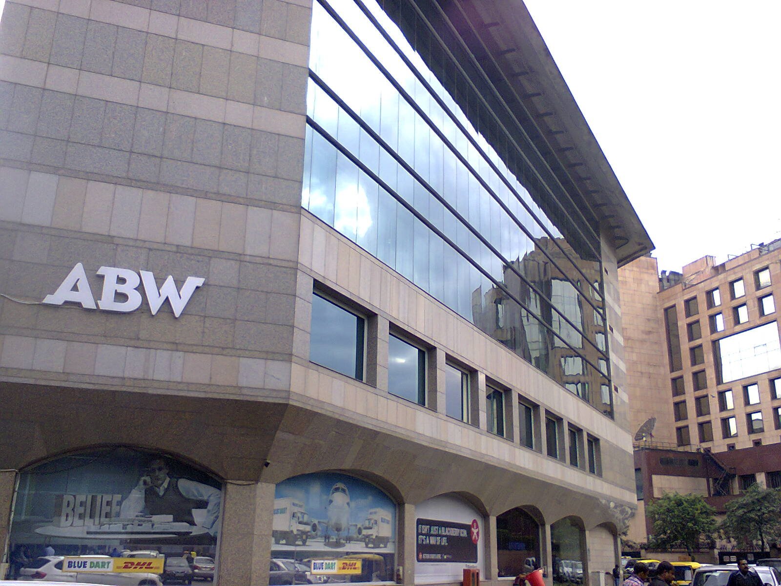 Lease Commercial Office Space in ABW Rectangle One