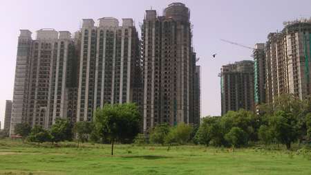 Specifications of the Dlf Capital Greens Phase 3