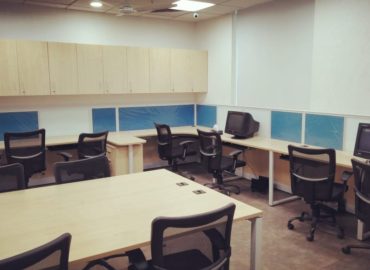 Furnished Office Space in DLF Prime Towers Okhla 1