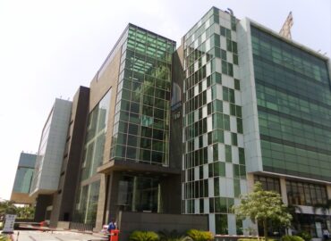 Office Space Jasola South Delhi | Commercial Property for Sale in Uppals M6 Jasola