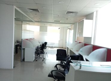 Offices in DLF Prime Towers Okhla Phase 1