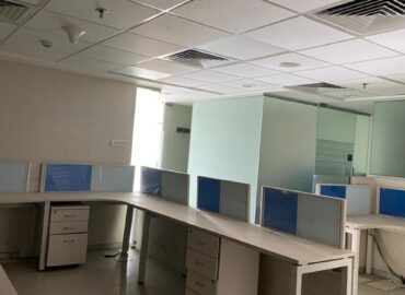 Lease furnished Commercial office in Uppals M6 Jasola