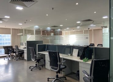 Furnished Commercial Office Space on Lease in DLF Towers