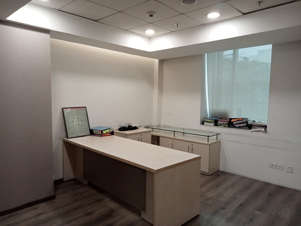 Ready to Move Office Space in Okhla Near Metro