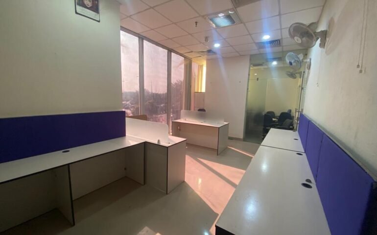 Furnished Office Space in Omaxe Square Jasola