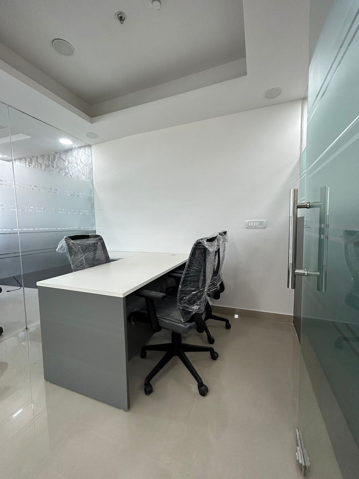 Emaar The Palm Springs Plaza | Office Space on Golf Course Road Gurgaon