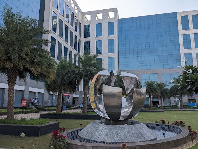 Buy Property in DLF Prime Towers Delhi