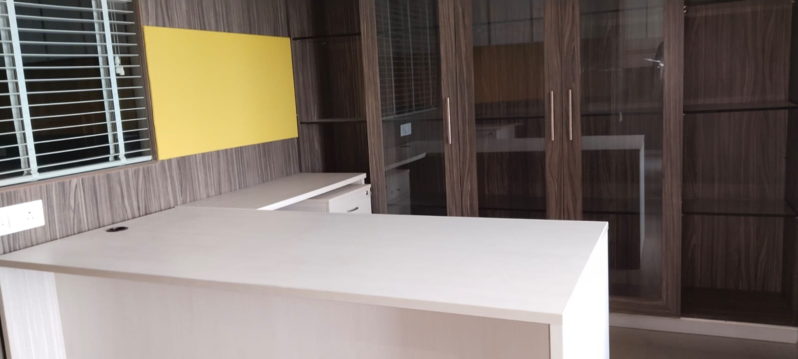 DLF Towers – Commercial Property for Rent in Jasola