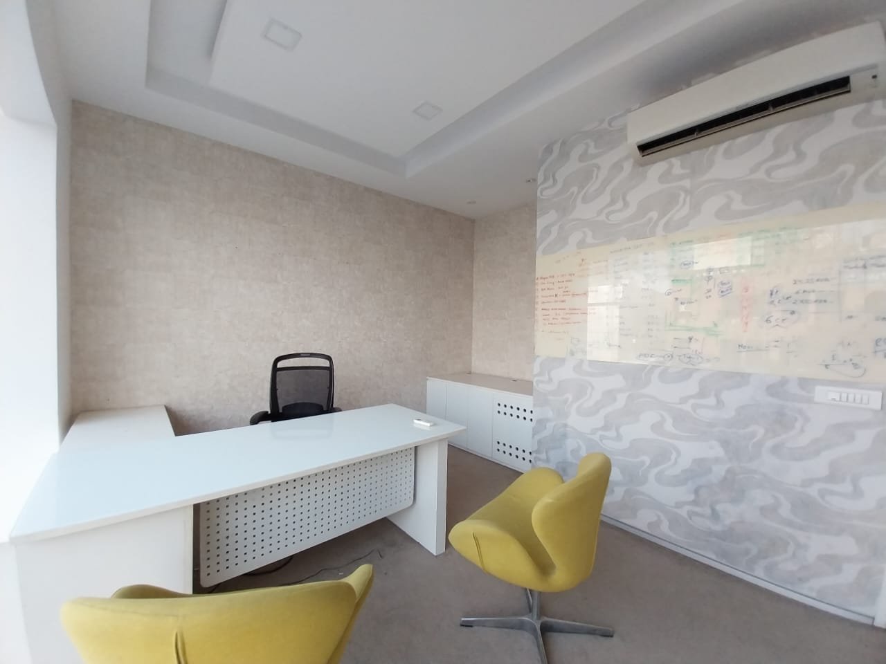 Office Space in Mohan Estate Mathura Road Delhi