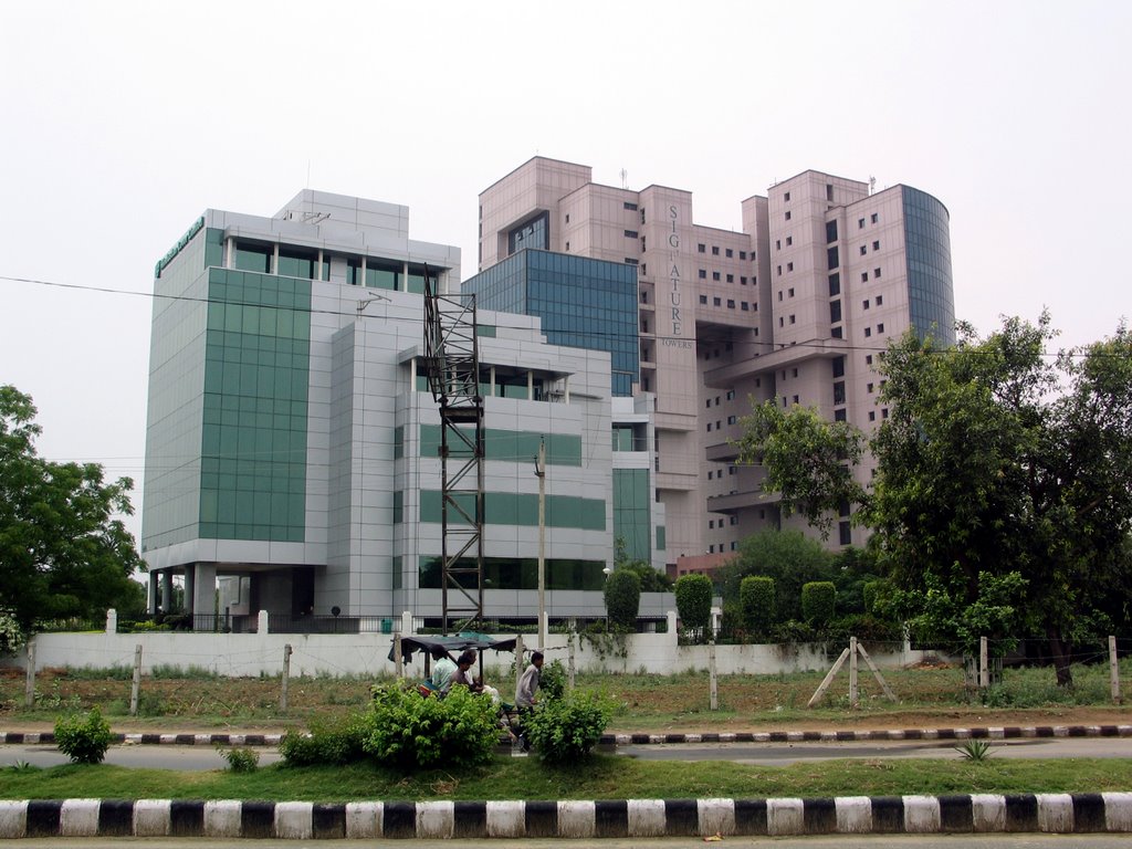 Pre Leased Property in Gurgaon Signature Towers Prithvi Estates