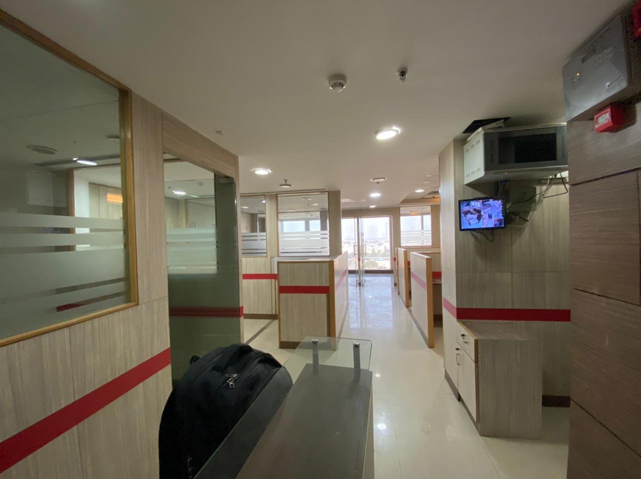 Ready to Move Office Space in DLF Towers