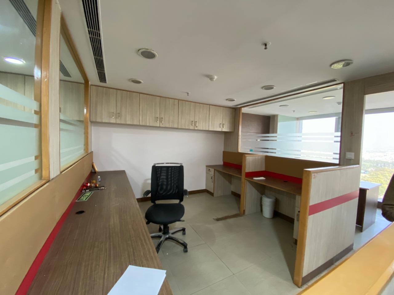 Ready to Move Office Space in DLF Towers