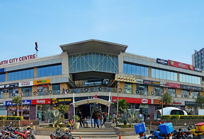 Pre Rented Property in Gurgaon | Good Earth City Centre