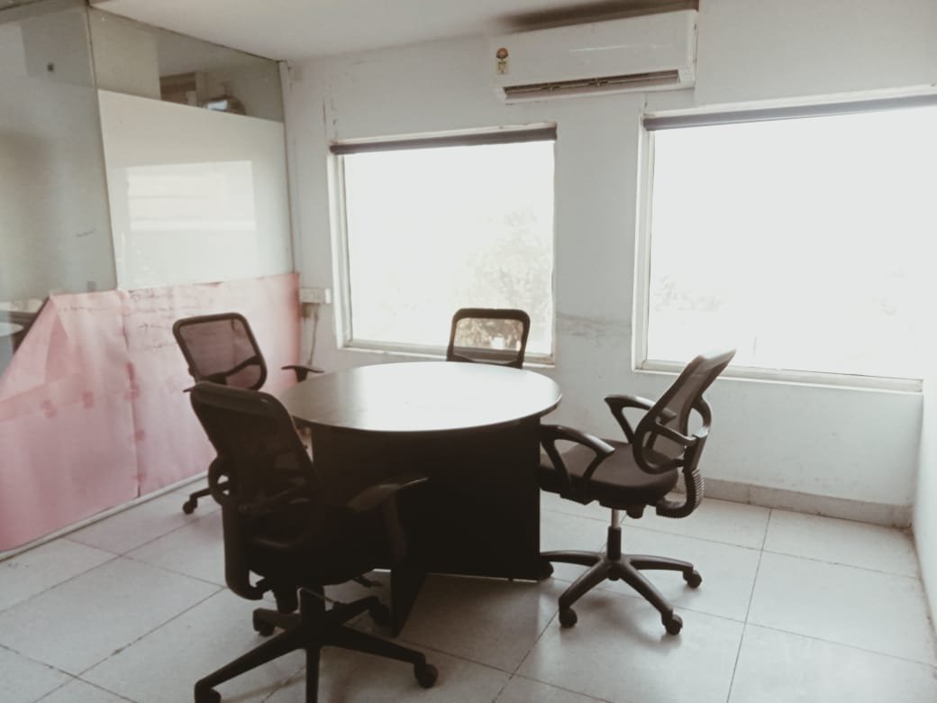Ready to Move Office in Okhla