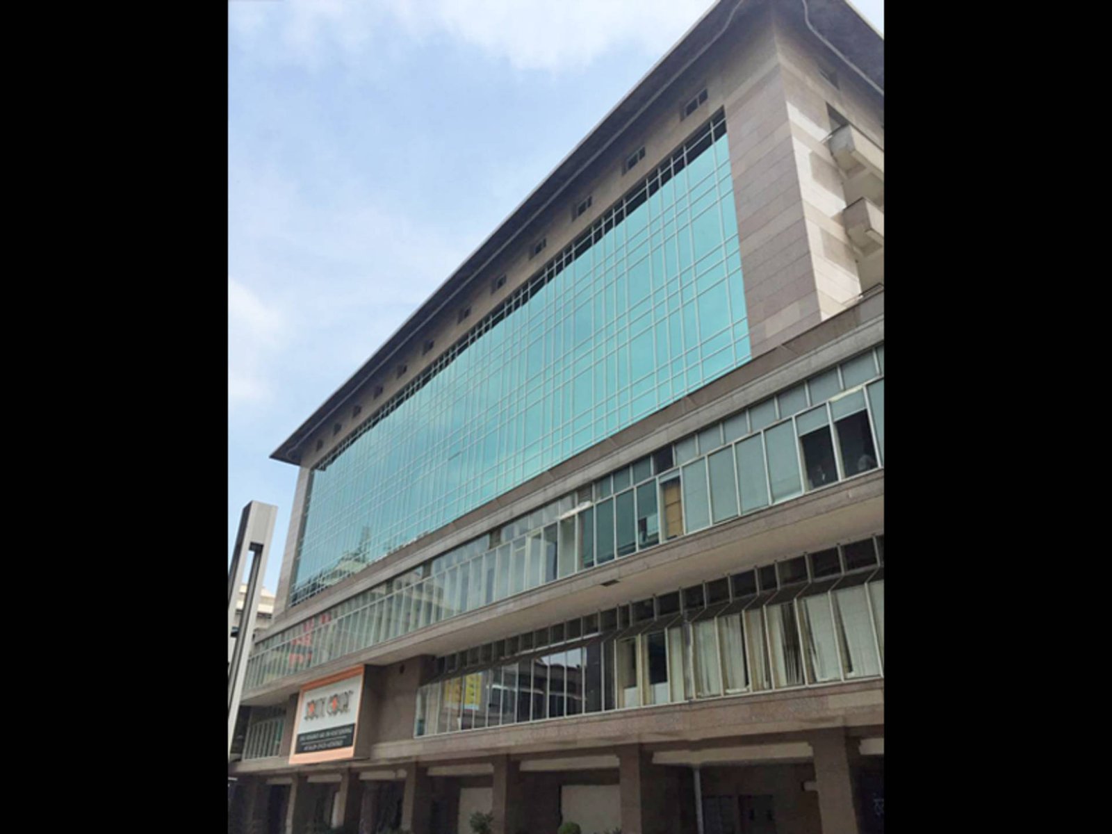 DLF South Court | Furnished Office For Sale In Saket