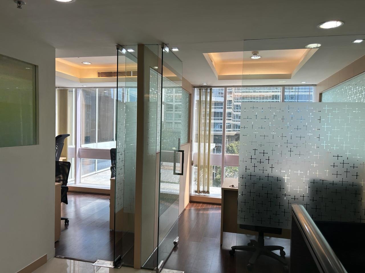 Pre Rented Office for Sale in DLF Towers Jasola