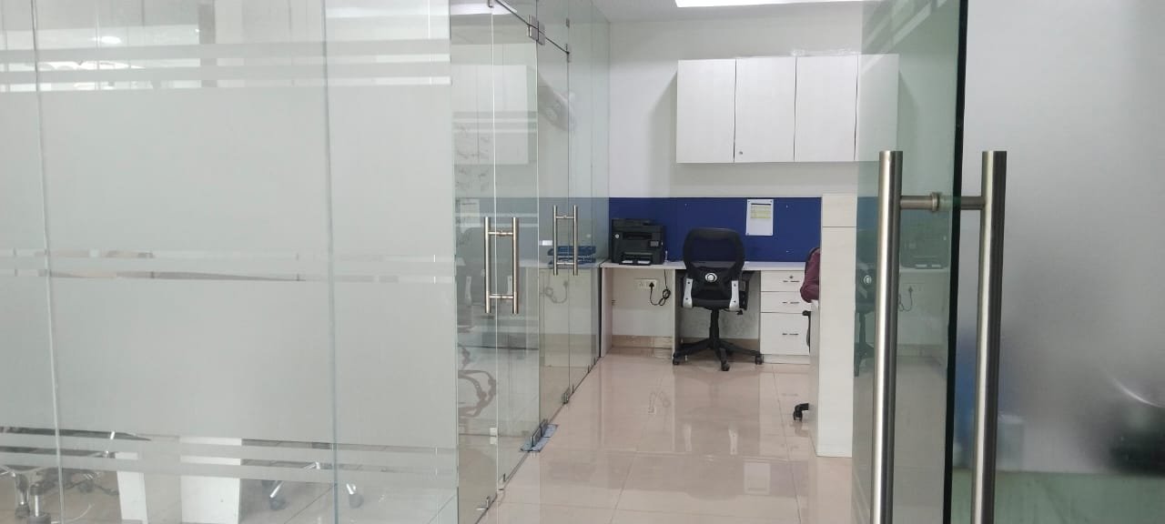 Office Space near Metro Station | Omaxe Square