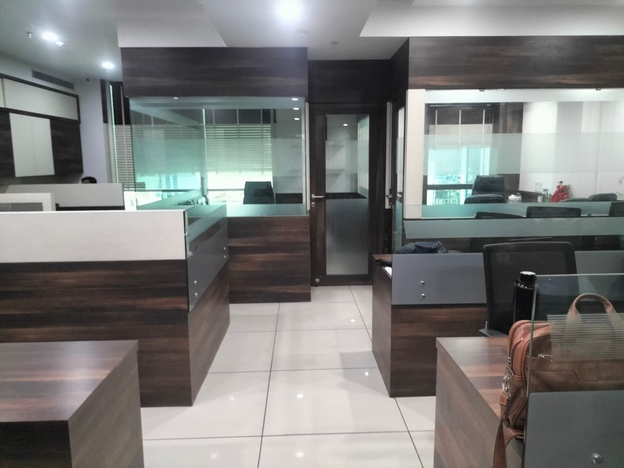 Commercial Property Lease in Prime Towers
