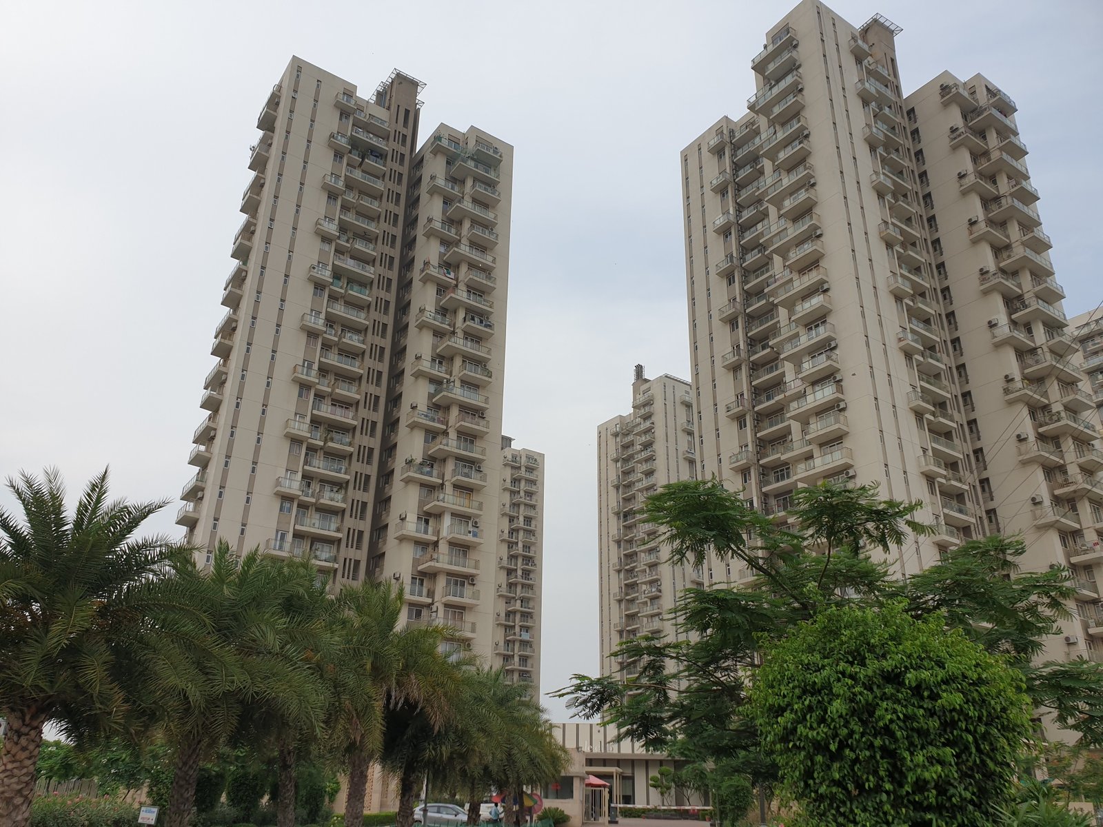 Apartment for Sale in Heritage Max Sector 102 Gurgaon