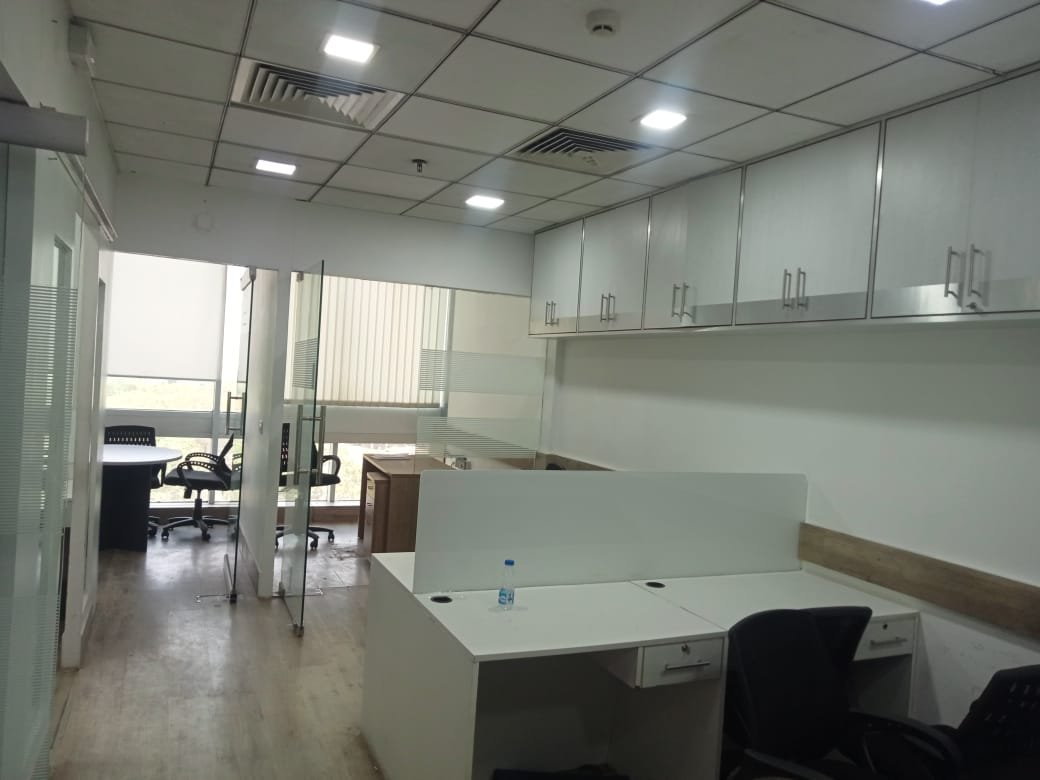 Ready to Move Office in DLF Towers Delhi