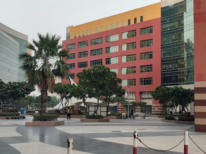 Pre Rented Property in Unitech Cyber Park
