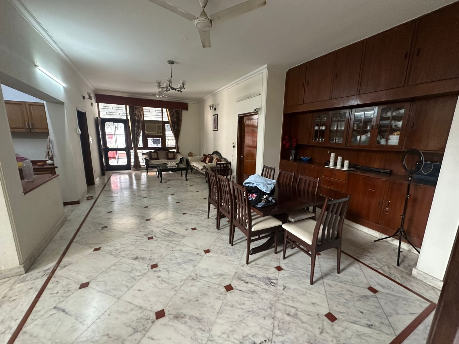 Luxury Apartment in Puri Pranayam Faridabad 9810025287