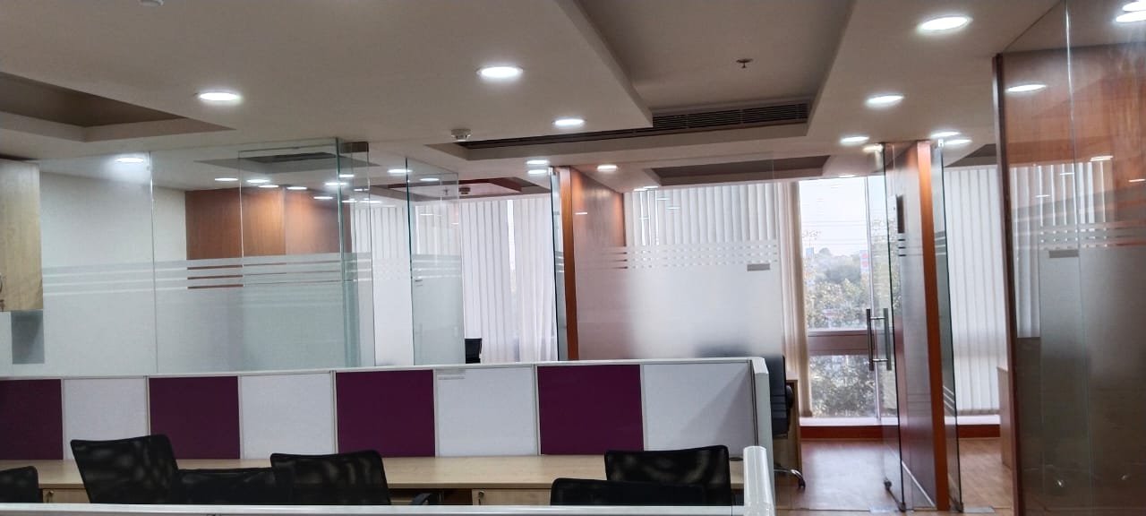 Furnished Office in DLF Towers Near Metro Station