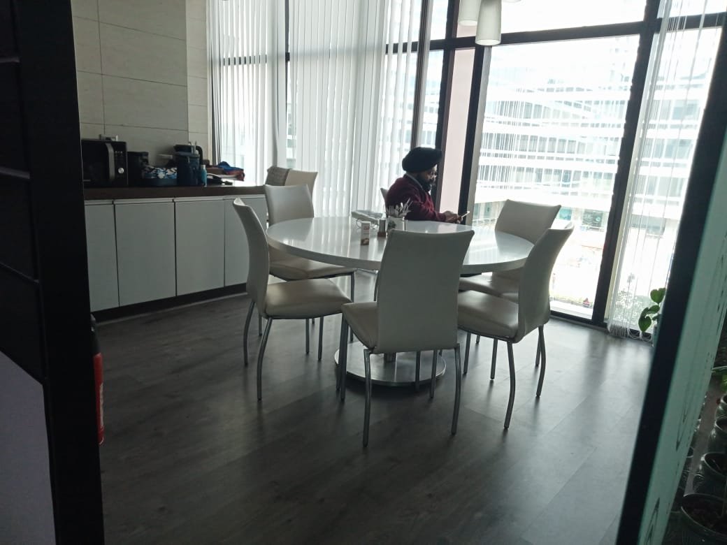 Photo 4