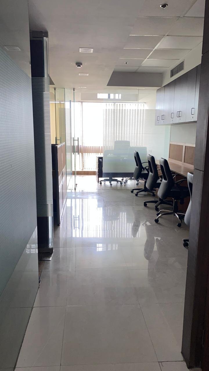Commercial Property in DLF Towers Delhi