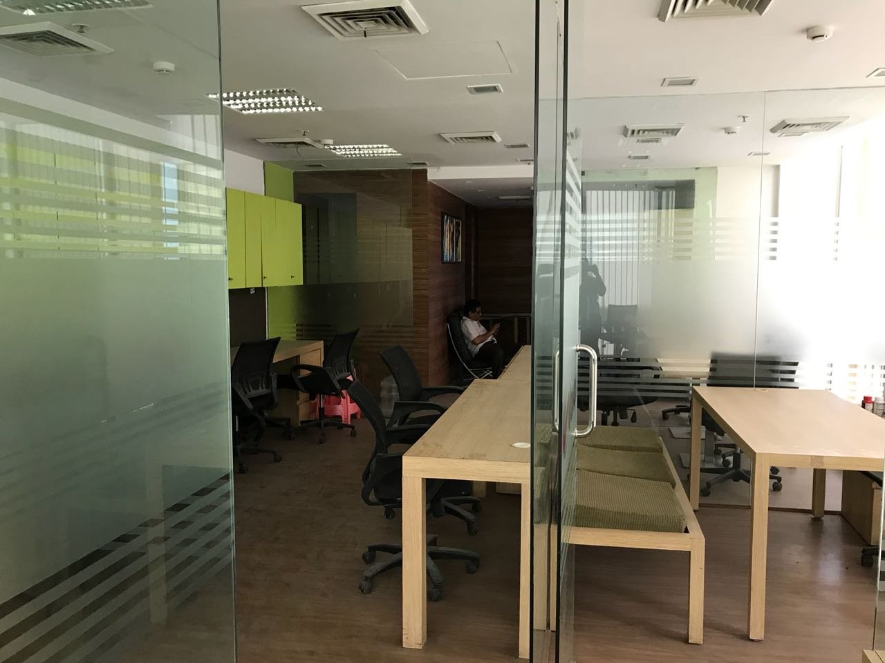 Commercial Property for Lease in DLF Towers