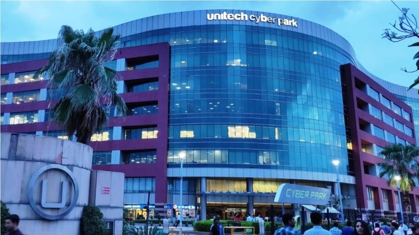 Unitech Cyber Park | Pre Leased Property On South City 1
