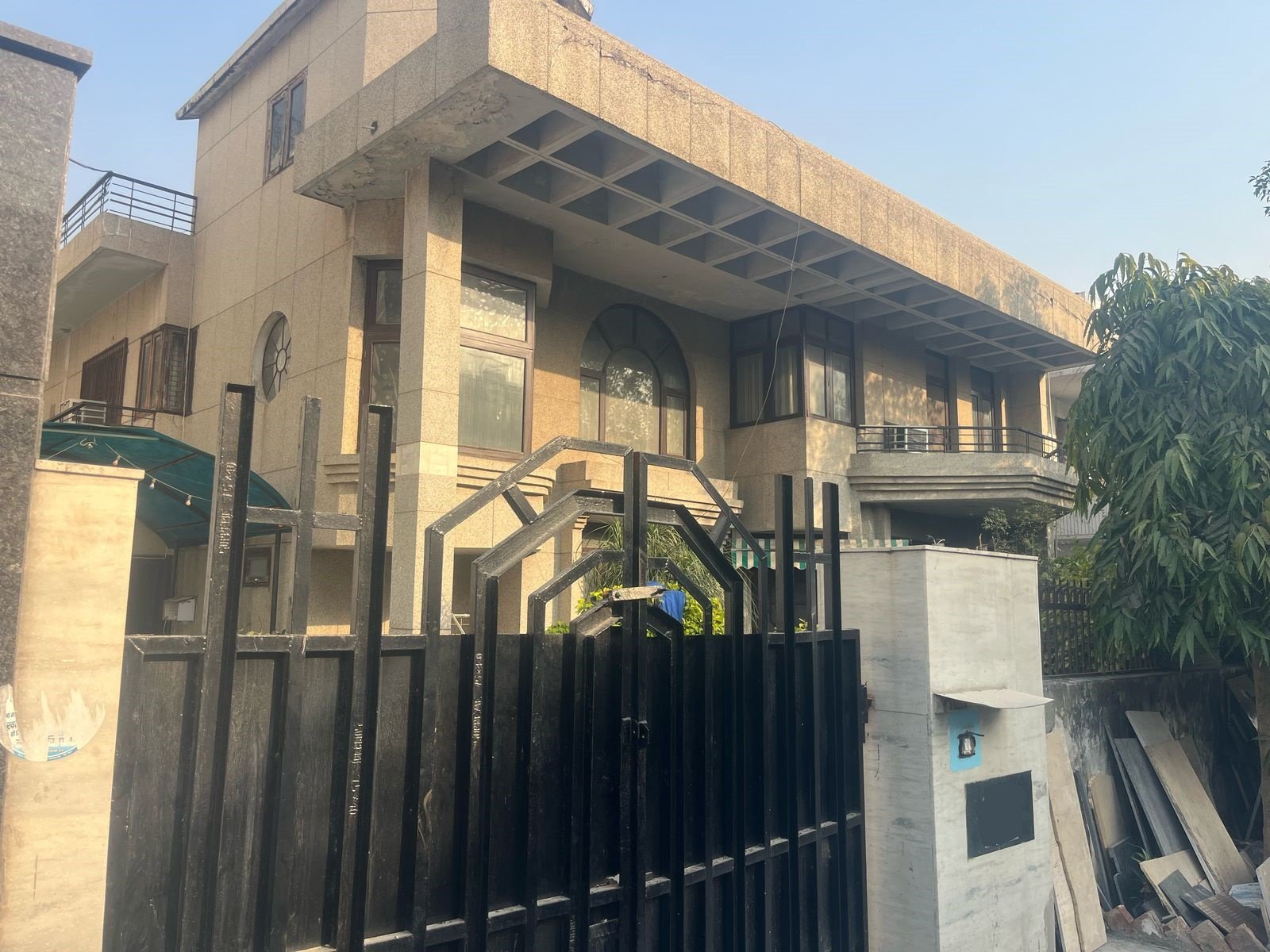 Kothi for Sale in Sector 14 Faridabad