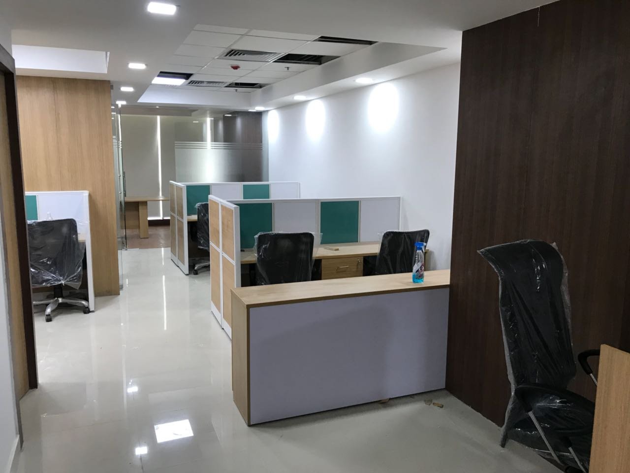 DLF Towers – Furnished Office for Sale in Jasola