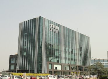 Jasola Commercial Office in Salcon Aurum Near Metro Station