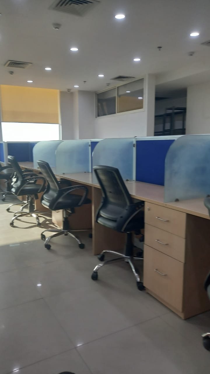 DLF Prime Towers | Property Dealers in South Delhi