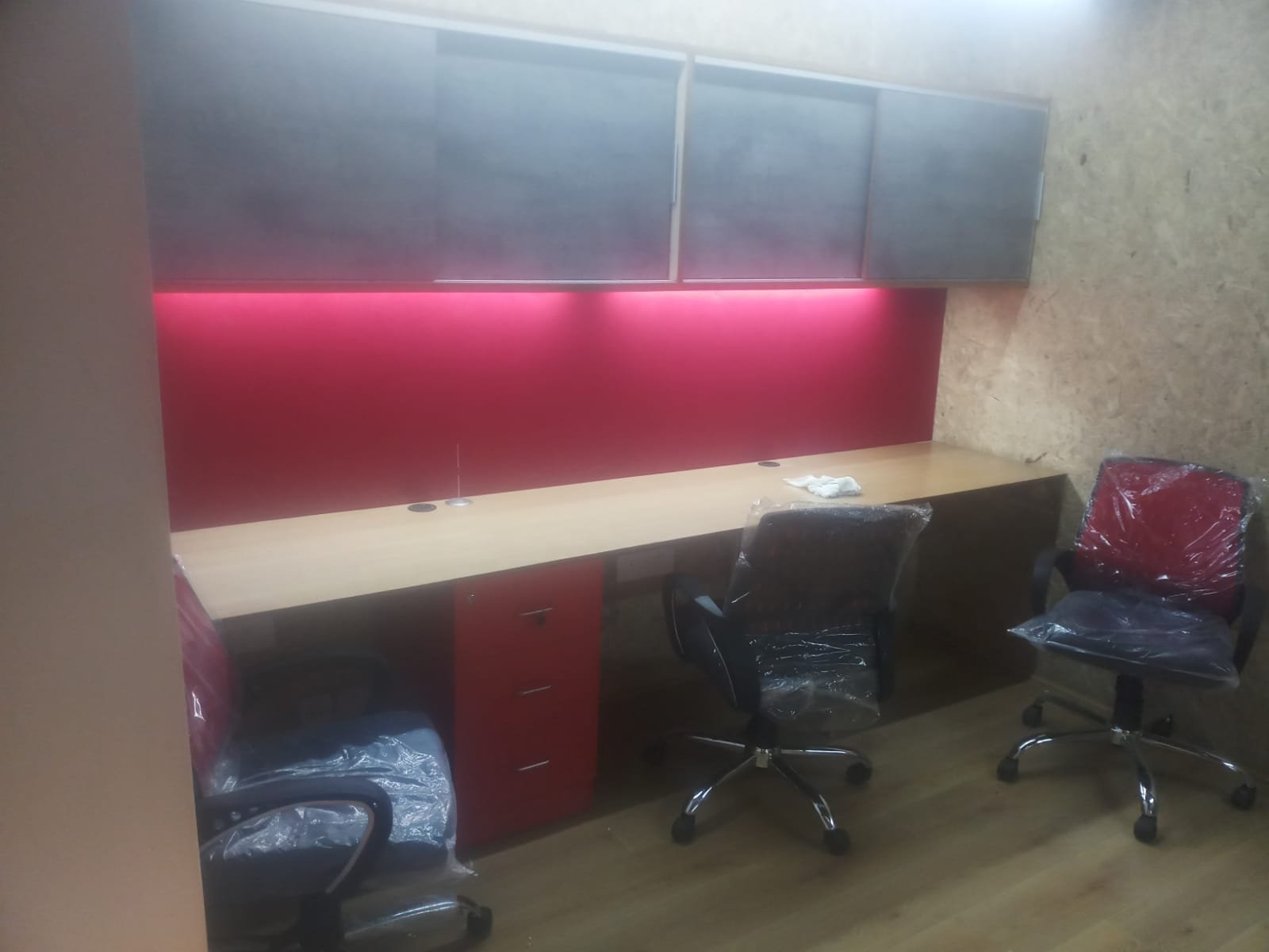 Furnished Office on Lease in Square One South Delhi