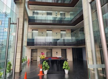 Renting Commercial Office Space in Uppals M6 Mathura Road Delhi