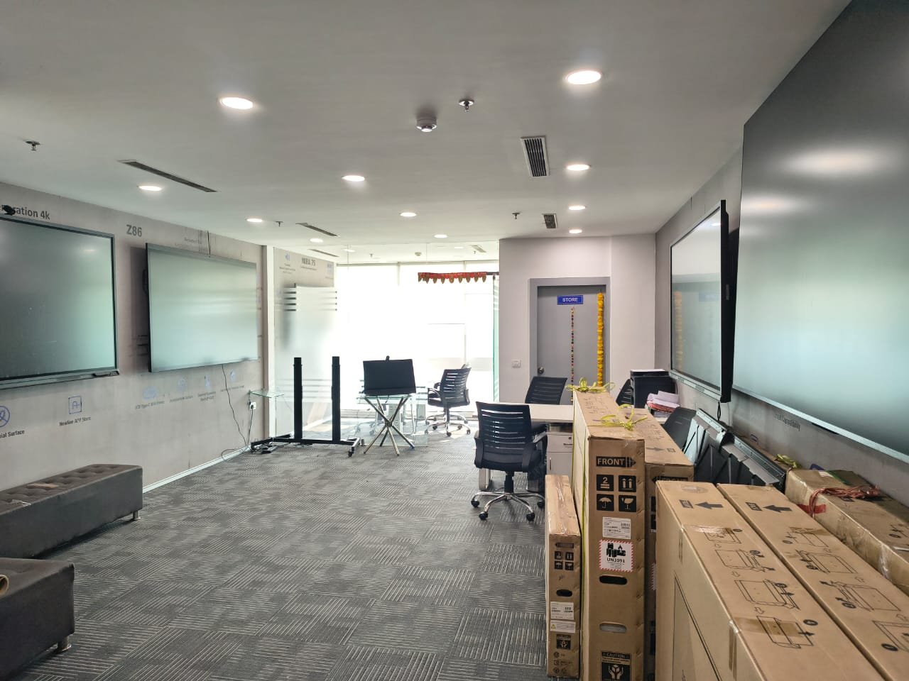 Furnished Office in DLF Towers Mathura Road Delhi