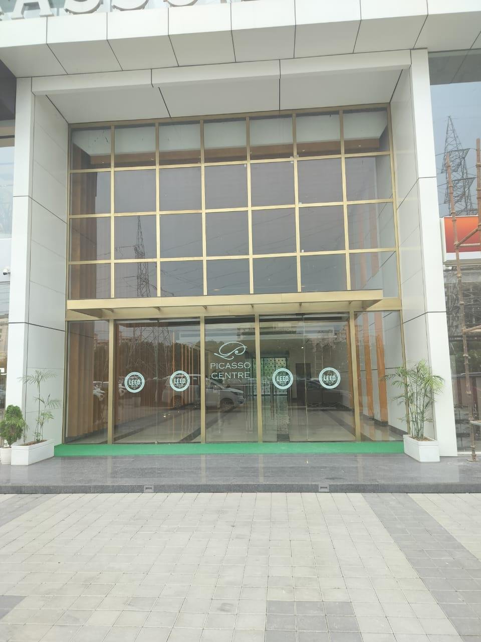 Photo 3