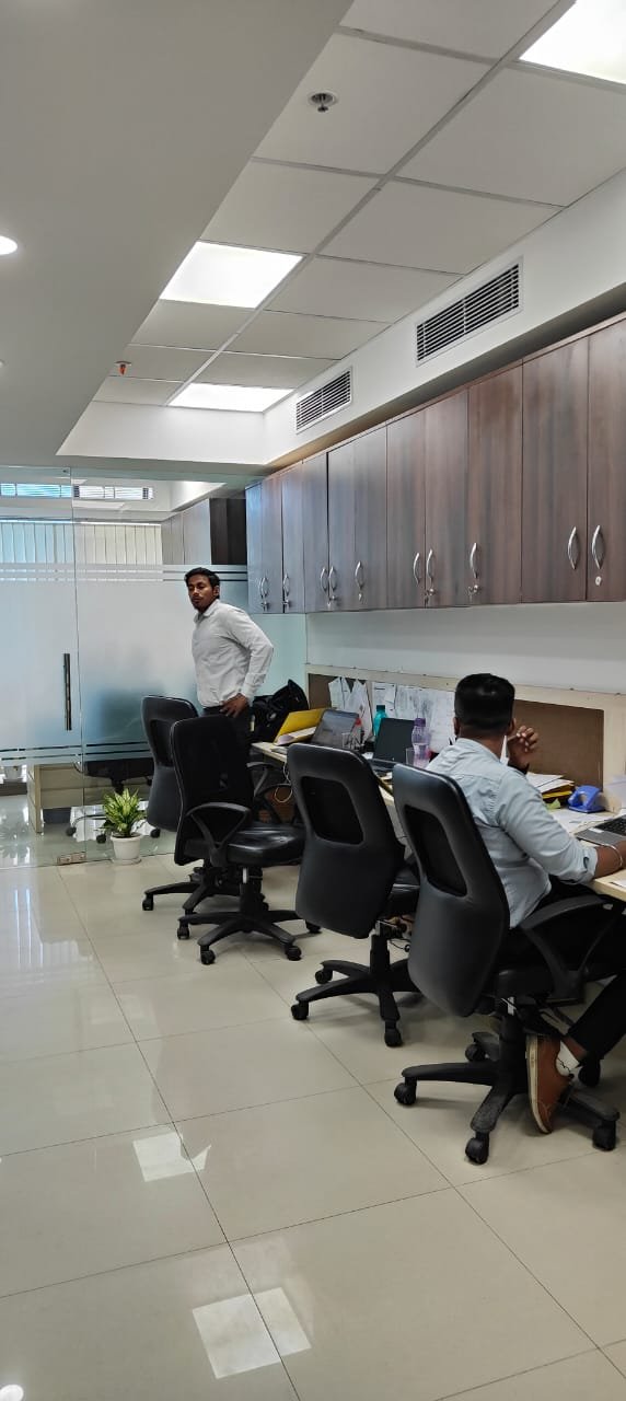 Furnished Office in DLF Towers Near Metro