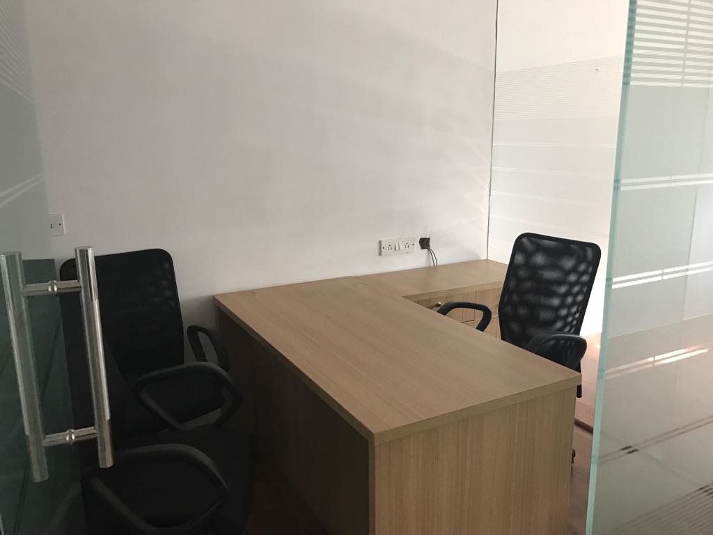 Ready to Move Office Space in Omaxe Square