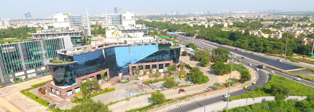 Splendor Forum | Property Dealers in Jasola | Prithvi Estates