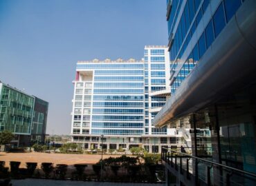 Commercial Office Space in South Delhi Jasola DLF Towers