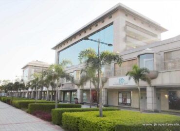 Commercial Office for Lease in Saket DLF South Court Delhi