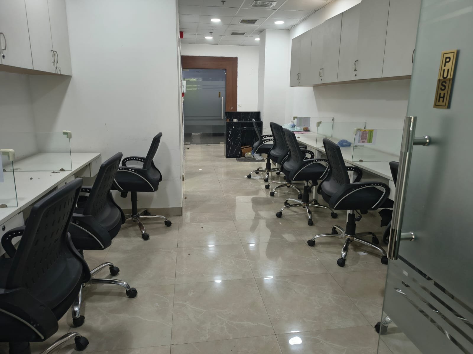 Furnished Commercial Office Space on Lease in DLF Prime Towers Okhla