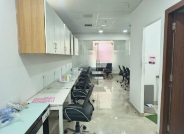 Ready to Move Office Space in DLF Prime Towers Okhla