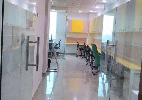 DLF Prime Towers | Office Space for Rent in Okhla