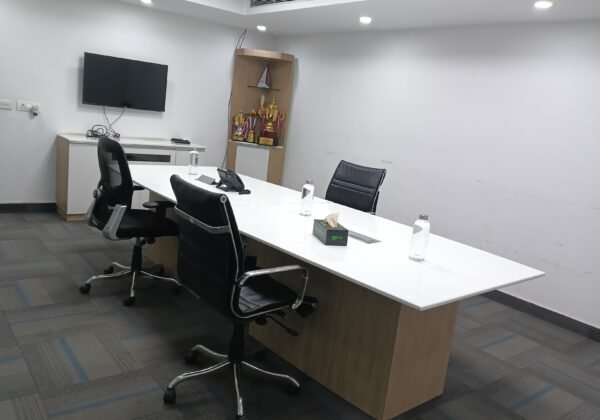 Ready to Move Office for Rent in Uppals M6 Jasola