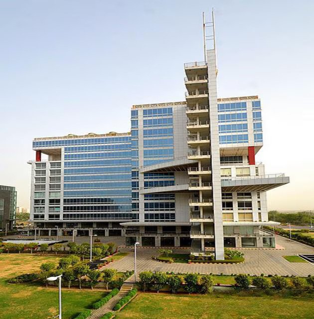 Pre Leased Office for Sale in DLF Towers Delhi