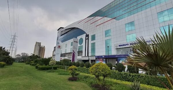 Pre Leased Property on Golf Course Extension Road